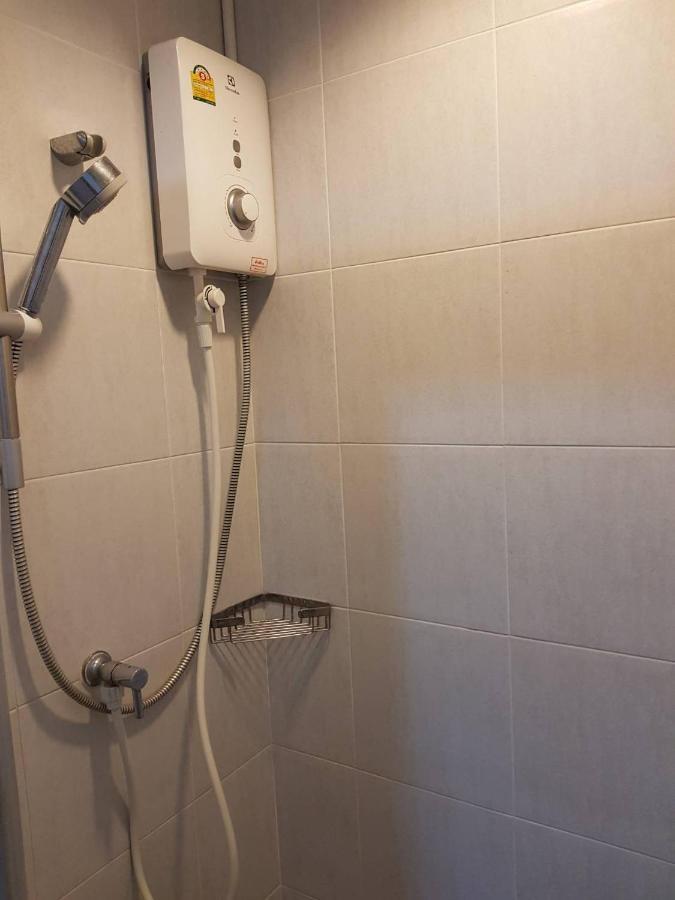 โรงแรมวินบางนา Win Bangna Hotel Бангкок Екстер'єр фото