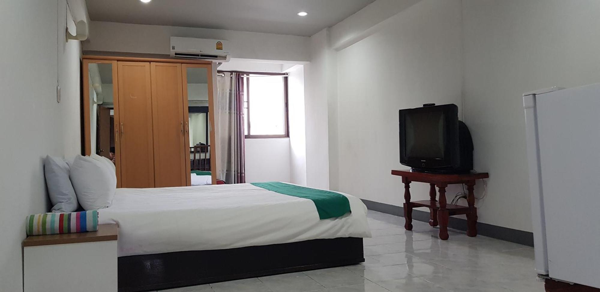 โรงแรมวินบางนา Win Bangna Hotel Бангкок Номер фото